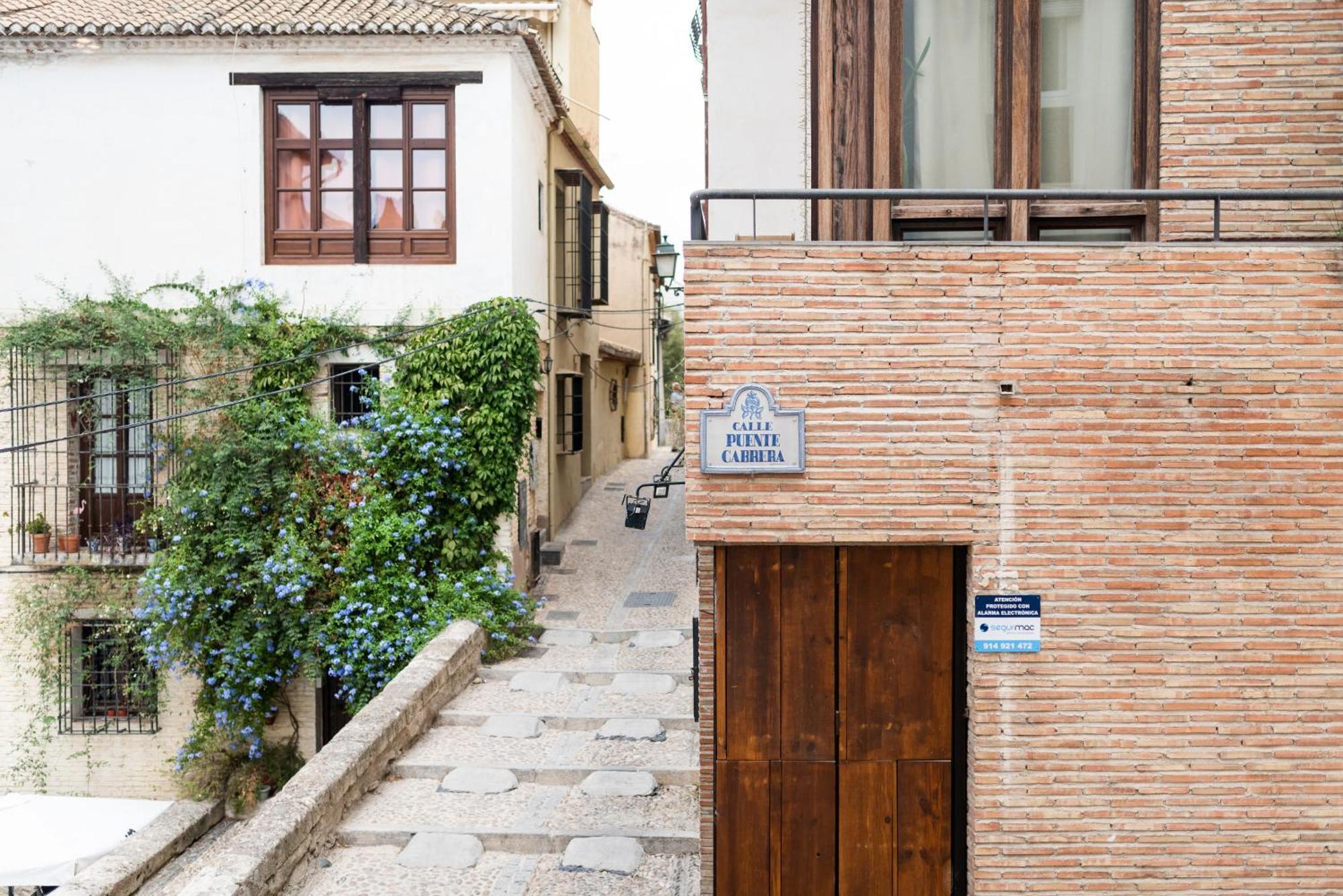 Noor Apartamentos, Granada